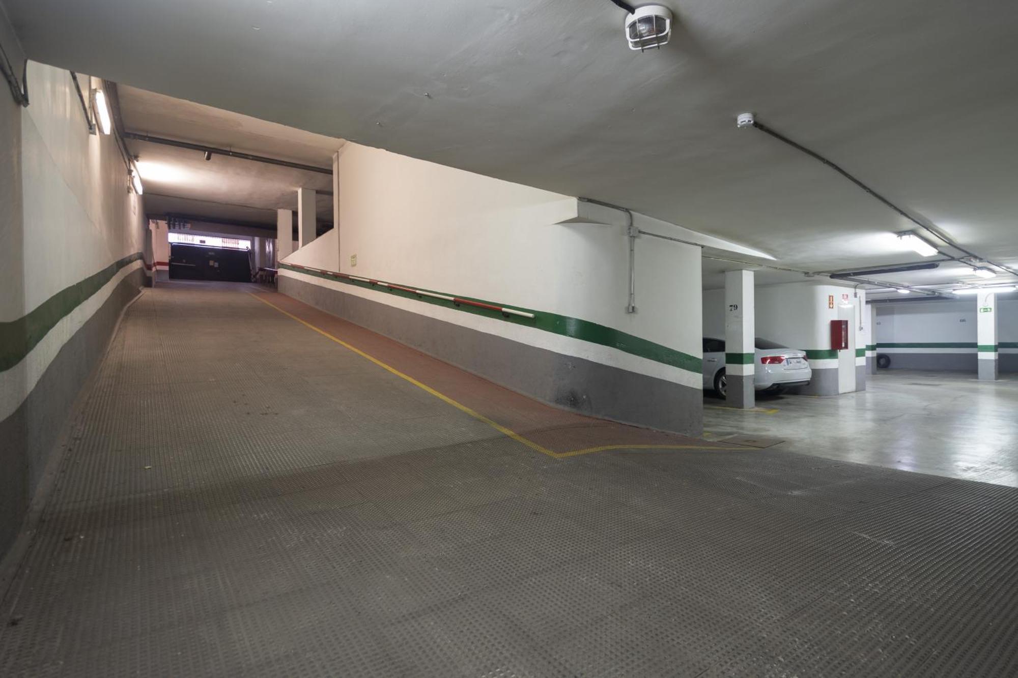 גרנדה Apartamento Adultos Centro N V 1 Free Parking מראה חיצוני תמונה